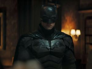 Robert Pattinson stars in The Batman