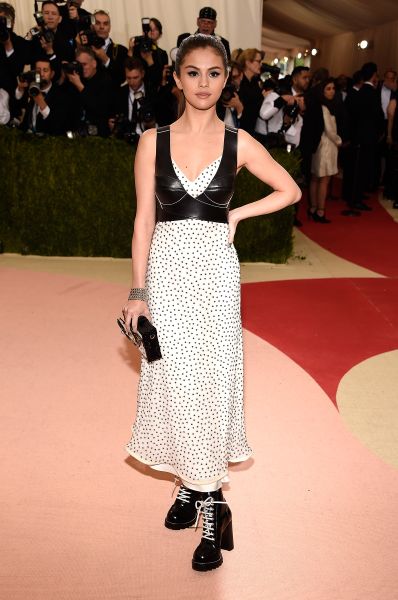 Image: Selena Gomez 2016, Met Gala.